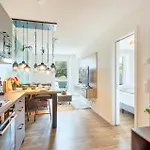 1 Bedroom Cozy In 아파트